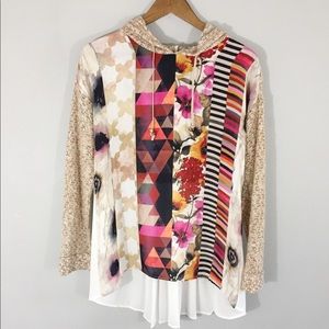 Sharon Young Geometric Sweater Shirt Medium Hoodie